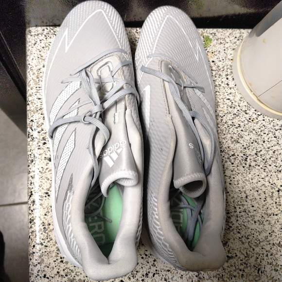 Adidas basketball shoes - Picture 4 of 8